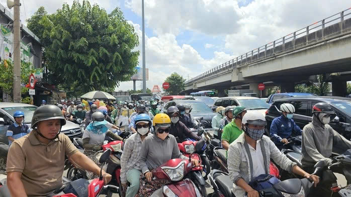CSGT TP HCM "bật mí" cách di chuyển để đỡ kẹt xe dịp 2-9